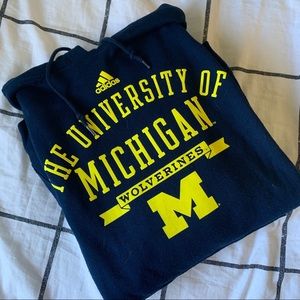University of Michigan Sweatshirt!!